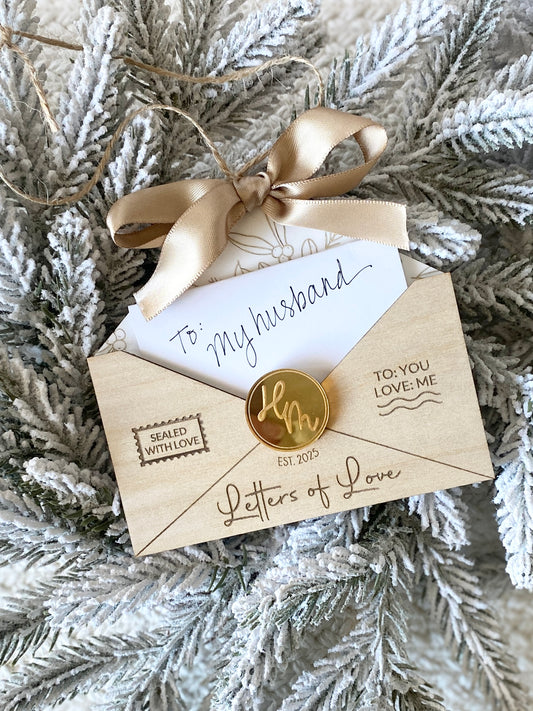 Letters of Love β Christmas Keepsake Ornament & Gift Card Holder