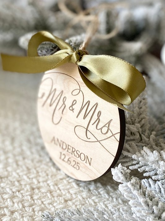 Mr. & Mrs. – Personalized Wedding Ornament