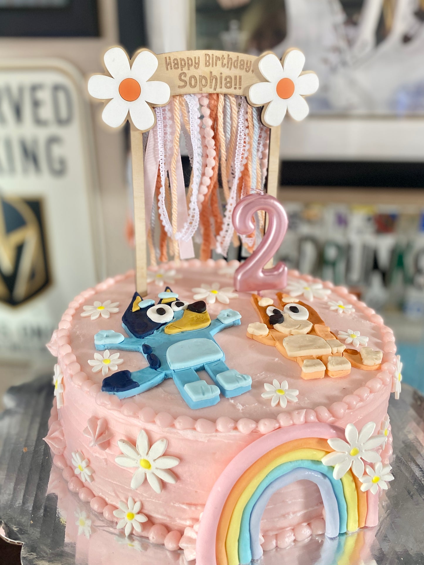 Daisy Fringe Cake Topper