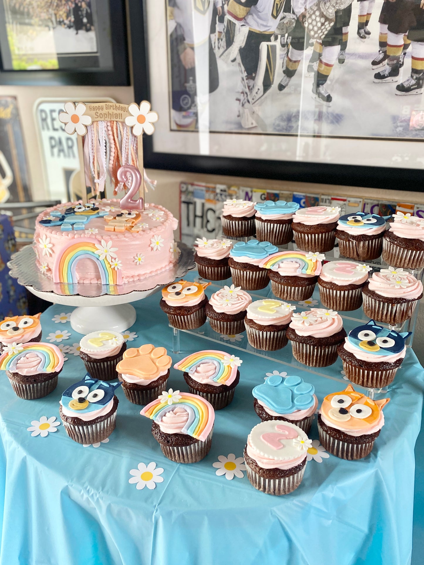 Daisy Fringe Cake Topper