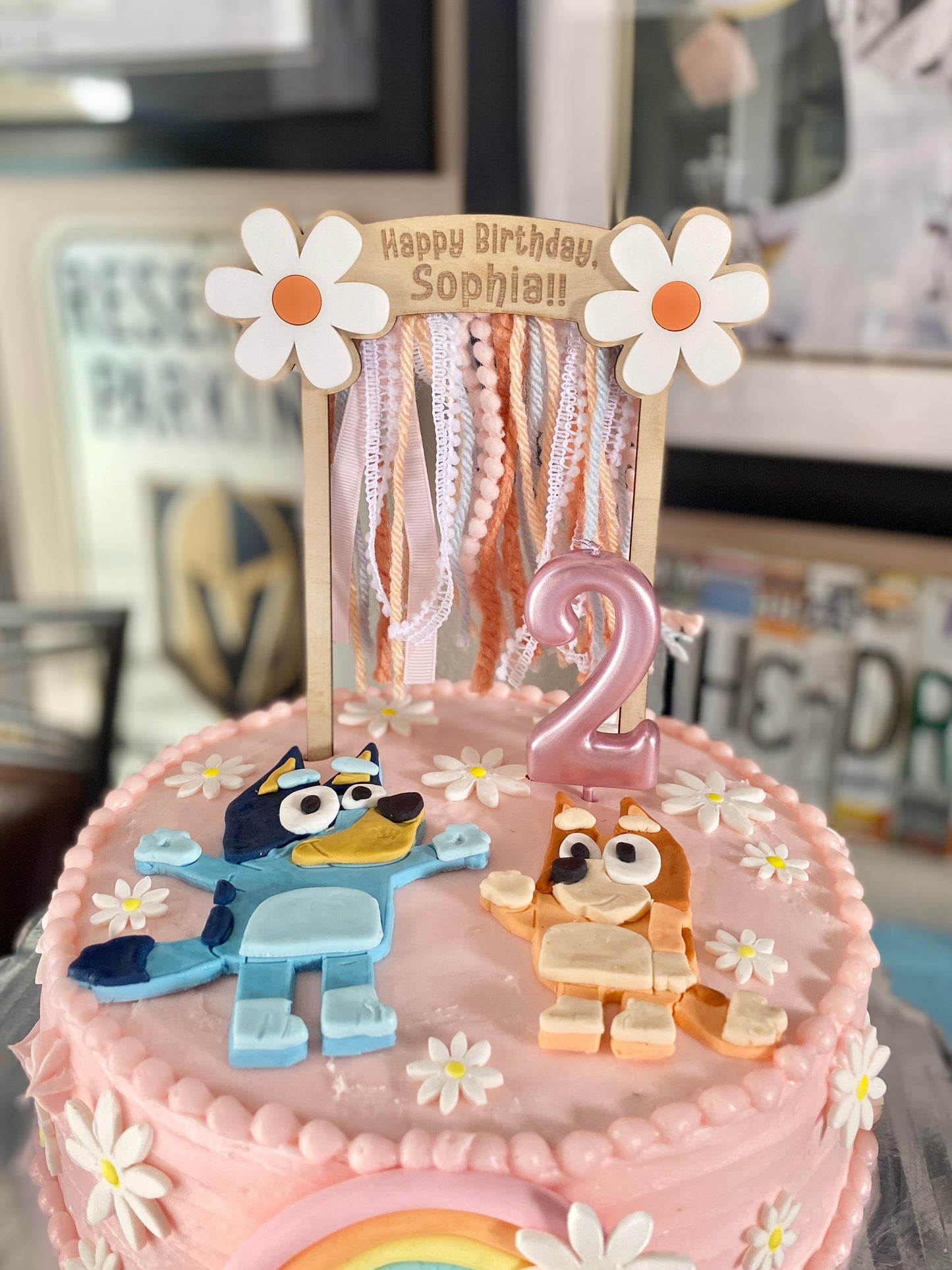 Daisy Fringe Cake Topper