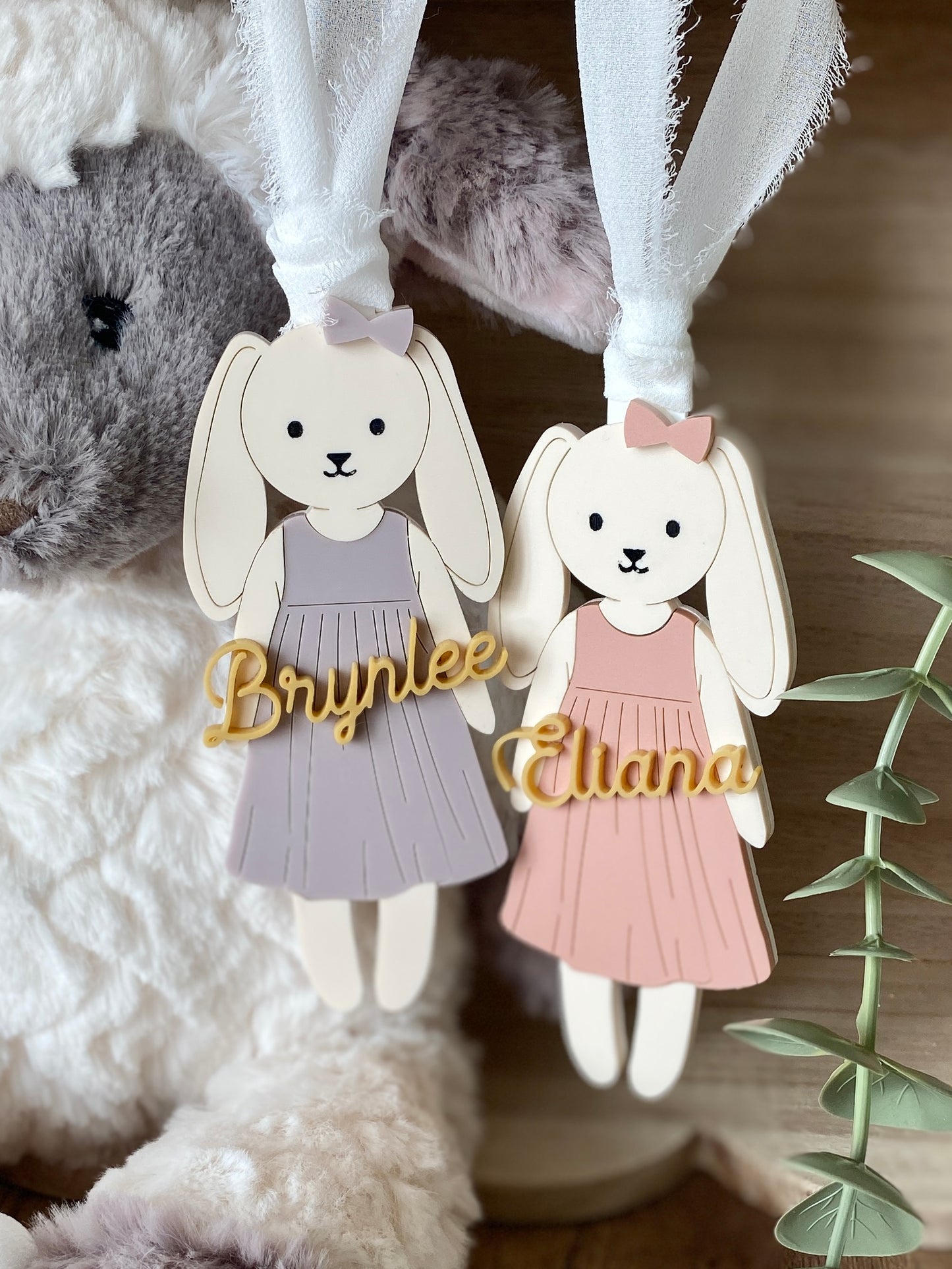 Personalized Easter Basket Tag – Floppy Ear Bunny