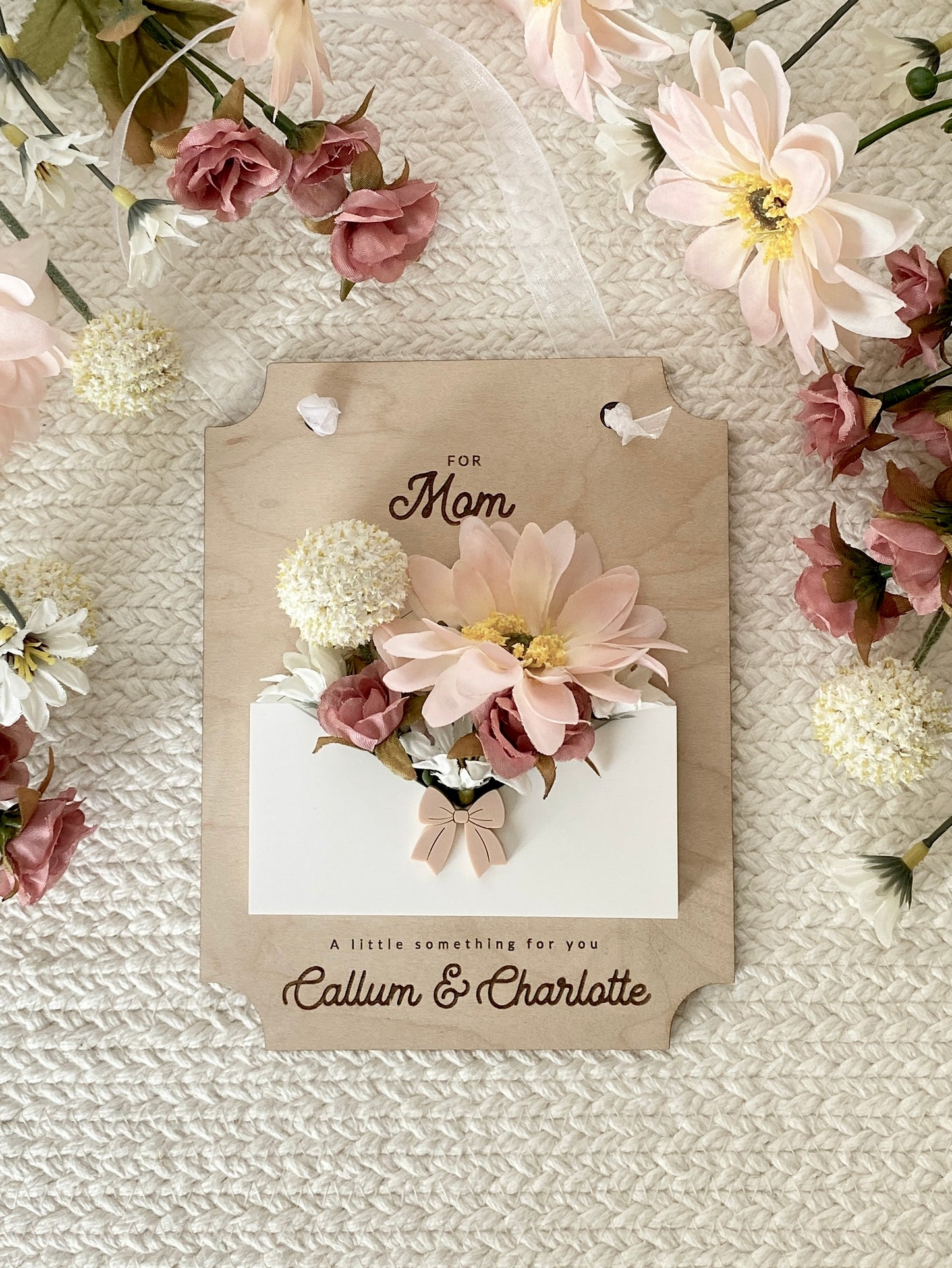 Personalized Flower & Note Holder for Mom or Grandma | Kids Keepsake Gift
