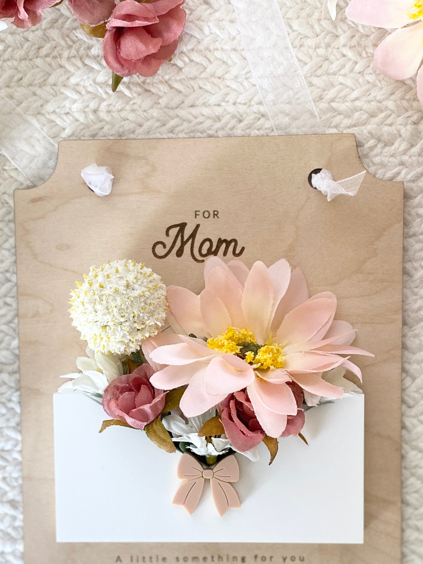 Personalized Flower & Note Holder for Mom or Grandma | Kids Keepsake Gift