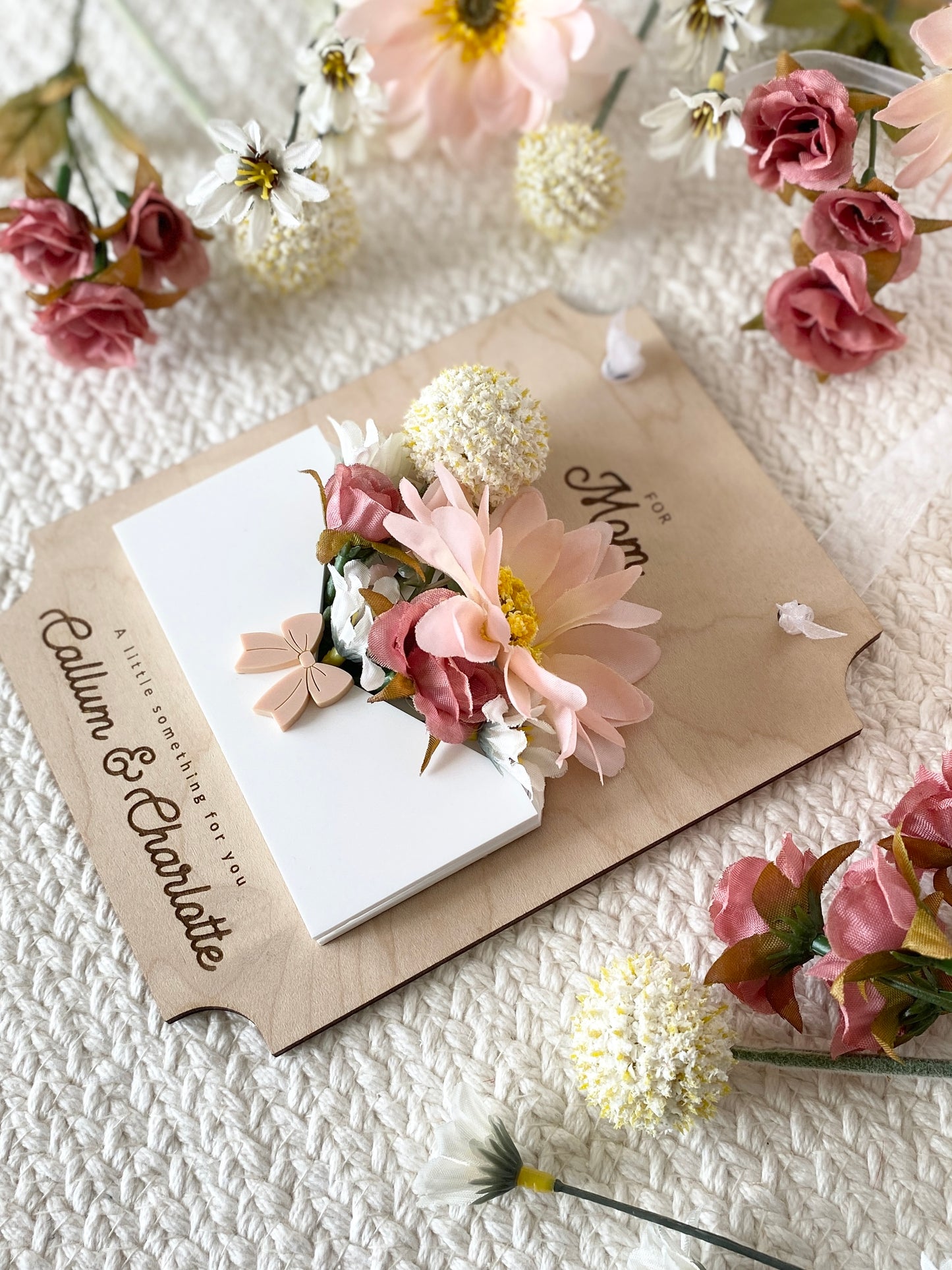 Personalized Flower & Note Holder for Mom or Grandma | Kids Keepsake Gift