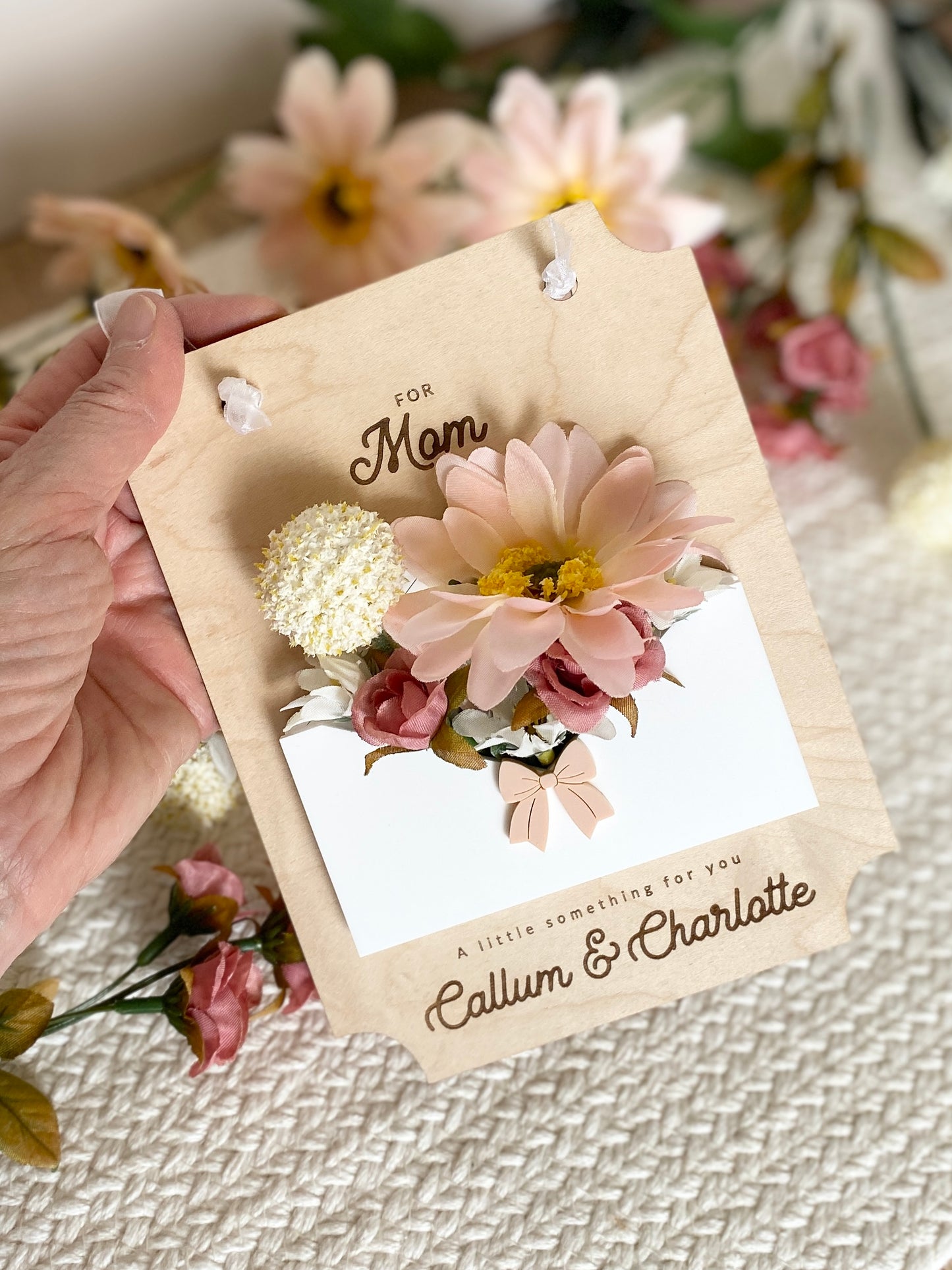 Personalized Flower & Note Holder for Mom or Grandma | Kids Keepsake Gift