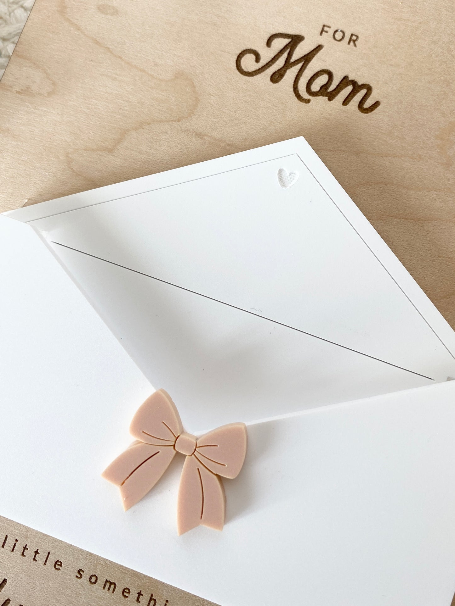 Personalized Flower & Note Holder for Mom or Grandma | Kids Keepsake Gift
