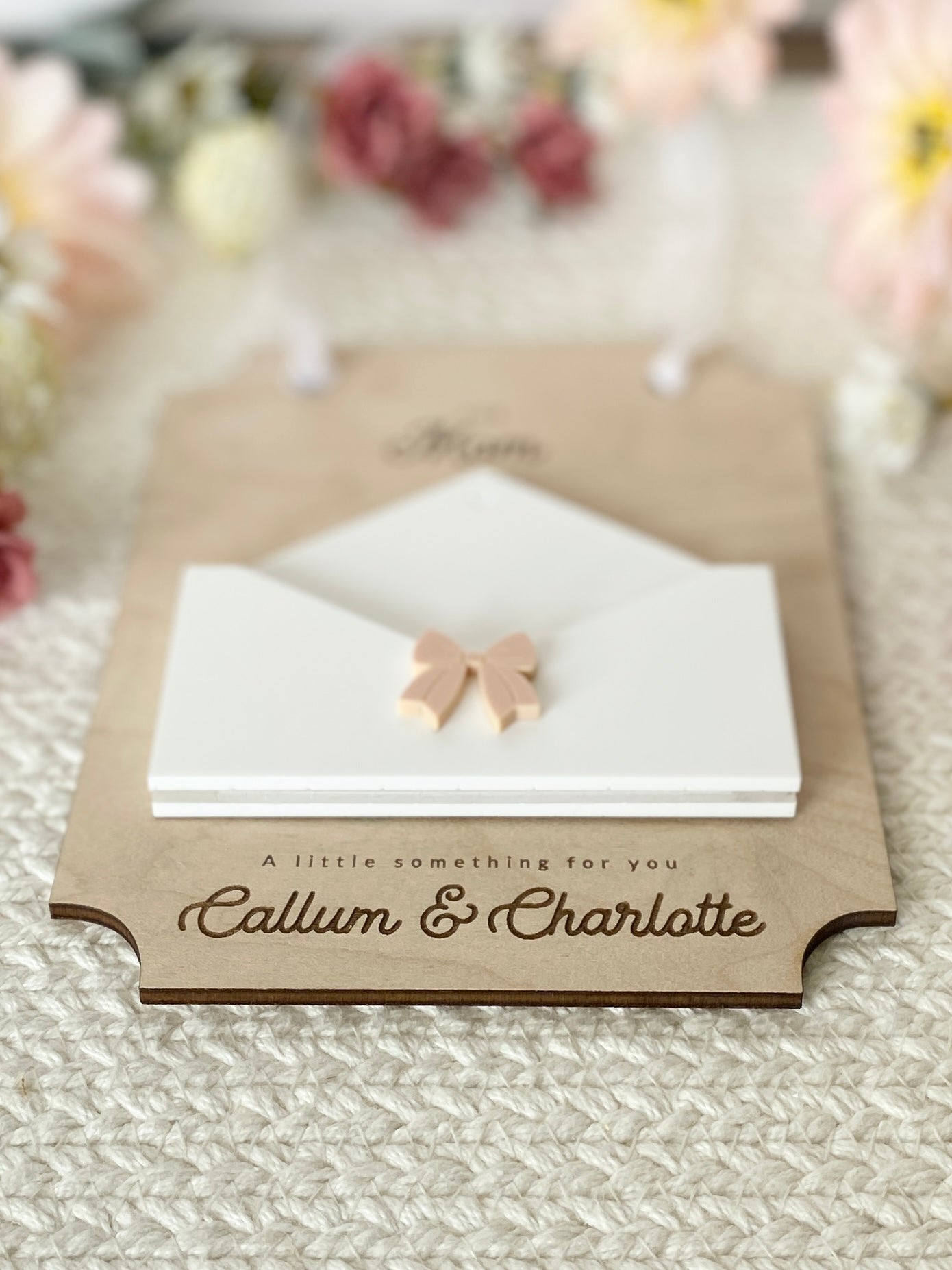 Personalized Flower & Note Holder for Mom or Grandma | Kids Keepsake Gift