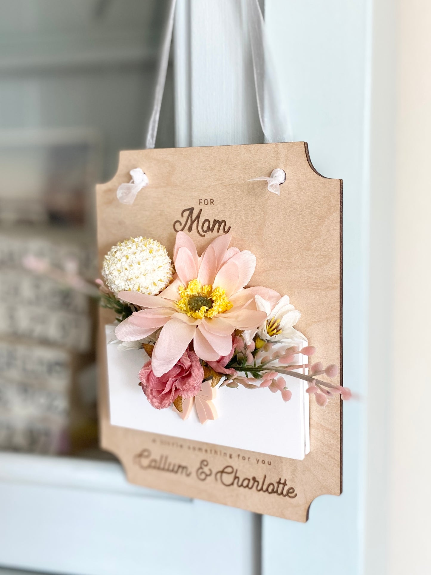Personalized Flower & Note Holder for Mom or Grandma | Kids Keepsake Gift