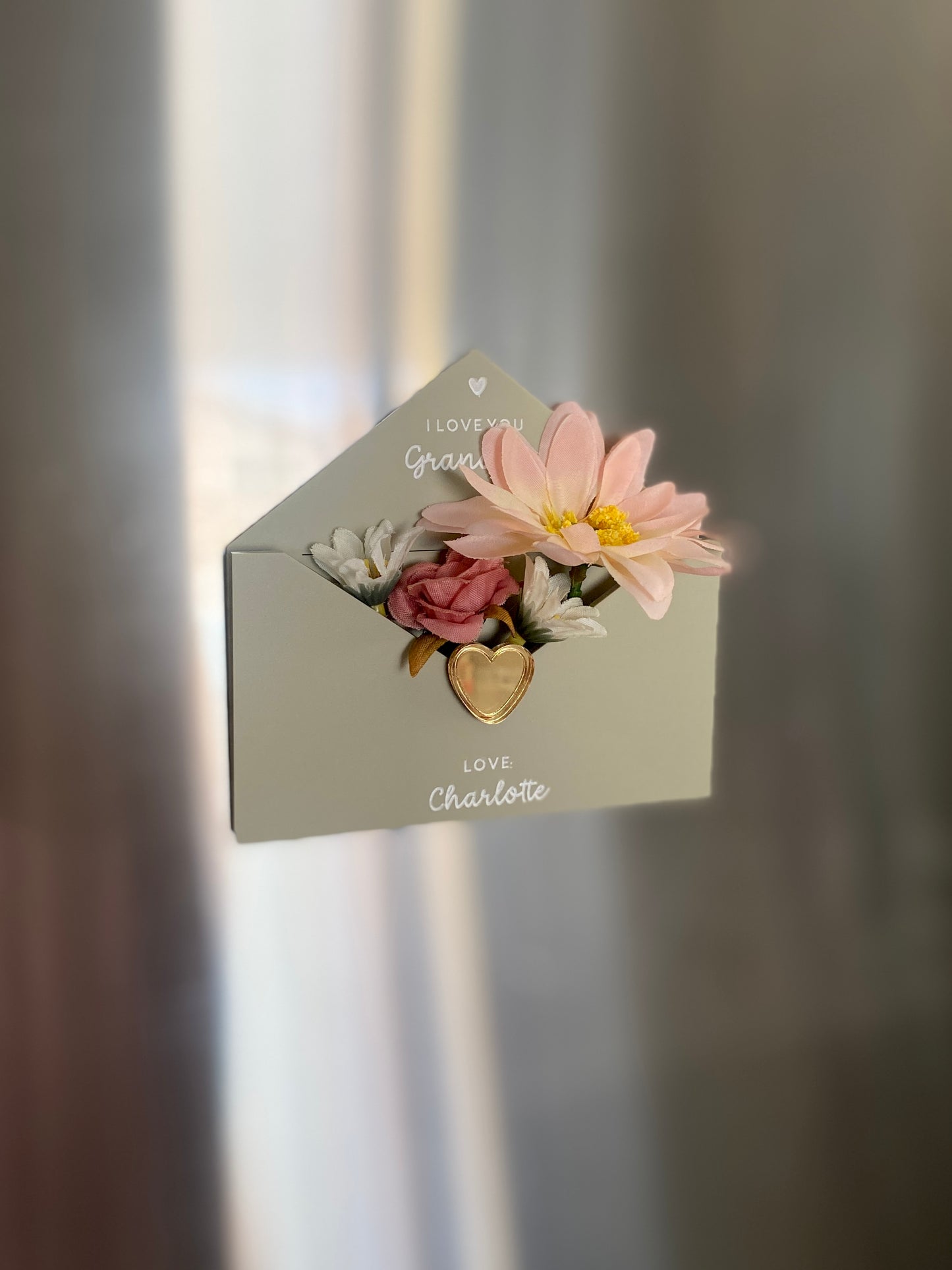 Personalized Envelope Magnet for Mom or Grandma | Kids Note & Flower Holder Keepsake