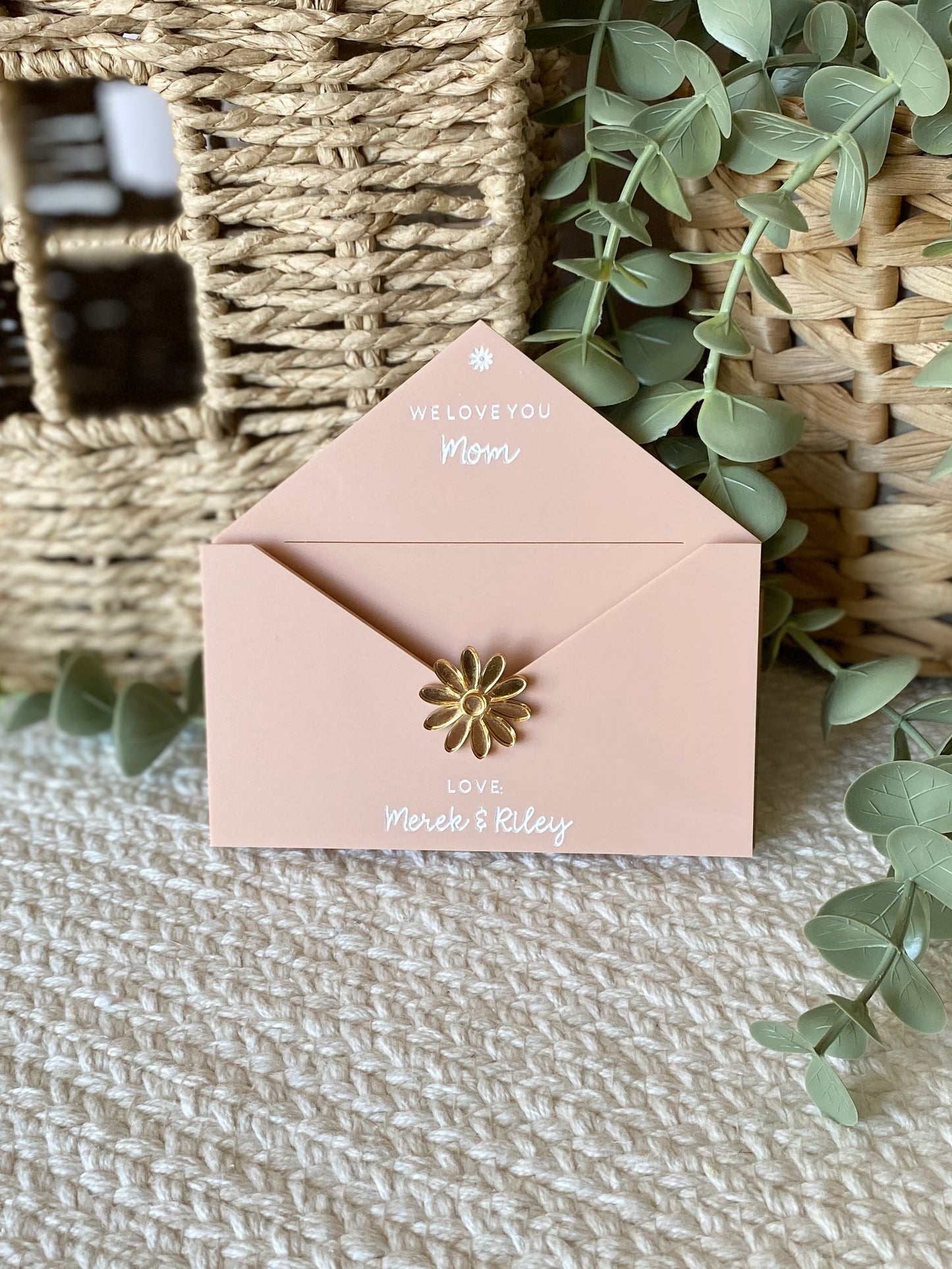 Personalized Envelope Magnet for Mom or Grandma | Kids Note & Flower Holder Keepsake