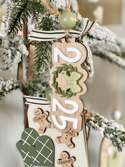 Wreath in Time: 2025 Keepsake Ornament & Gift Tag