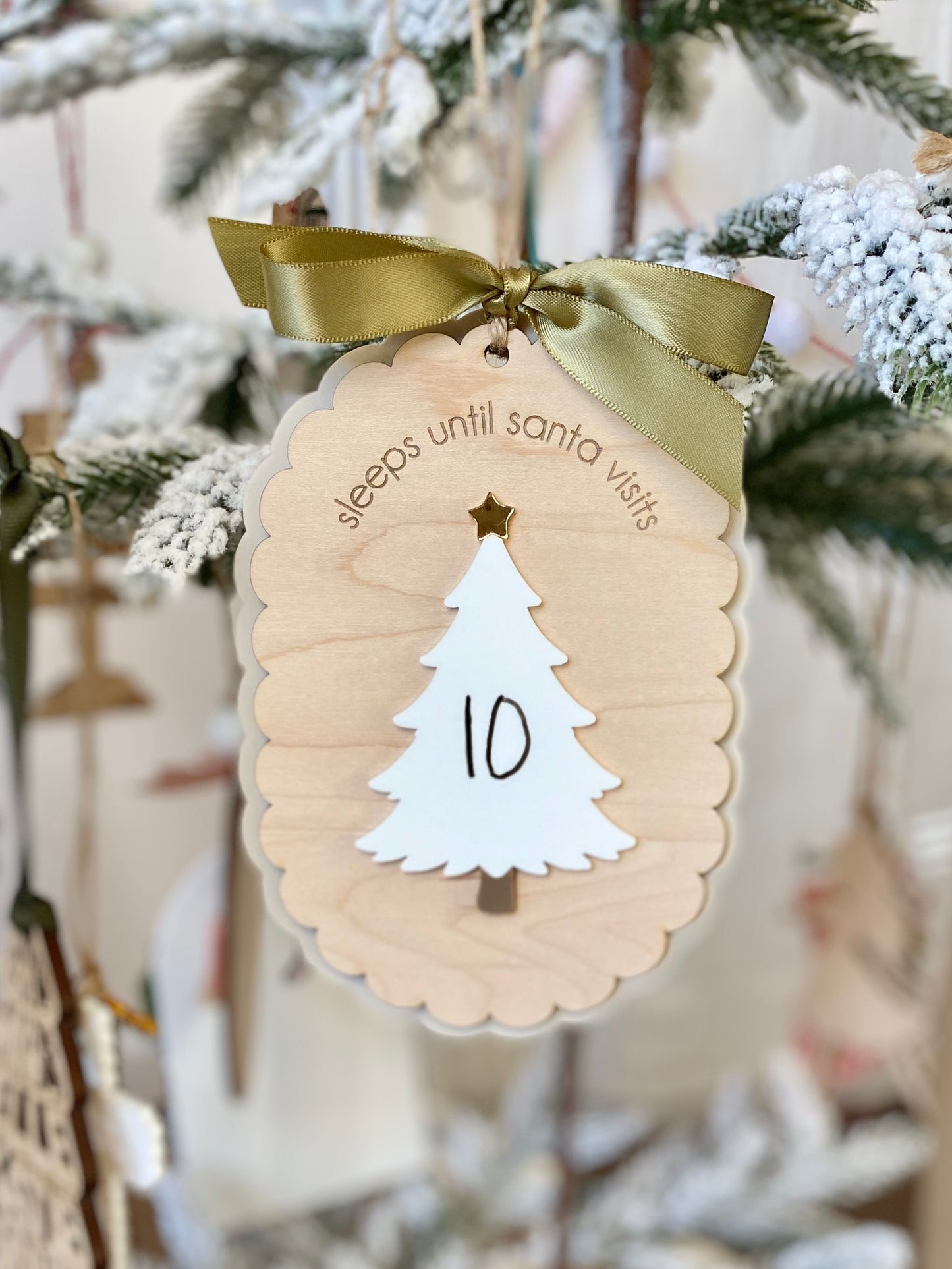 This Many Sleeps ‘Til Santa Visits – Countdown Ornament