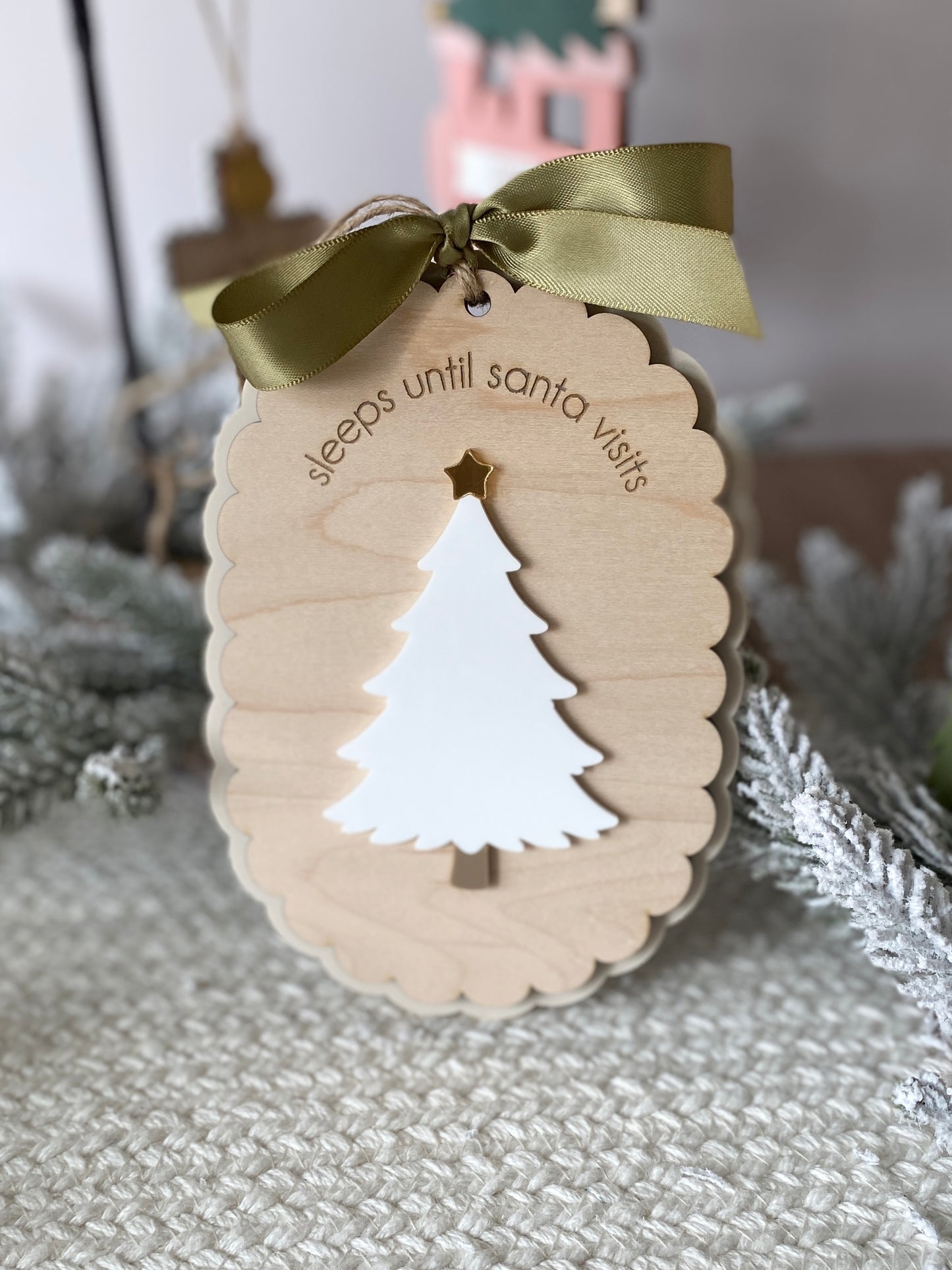 This Many Sleeps ‘Til Santa Visits – Countdown Ornament