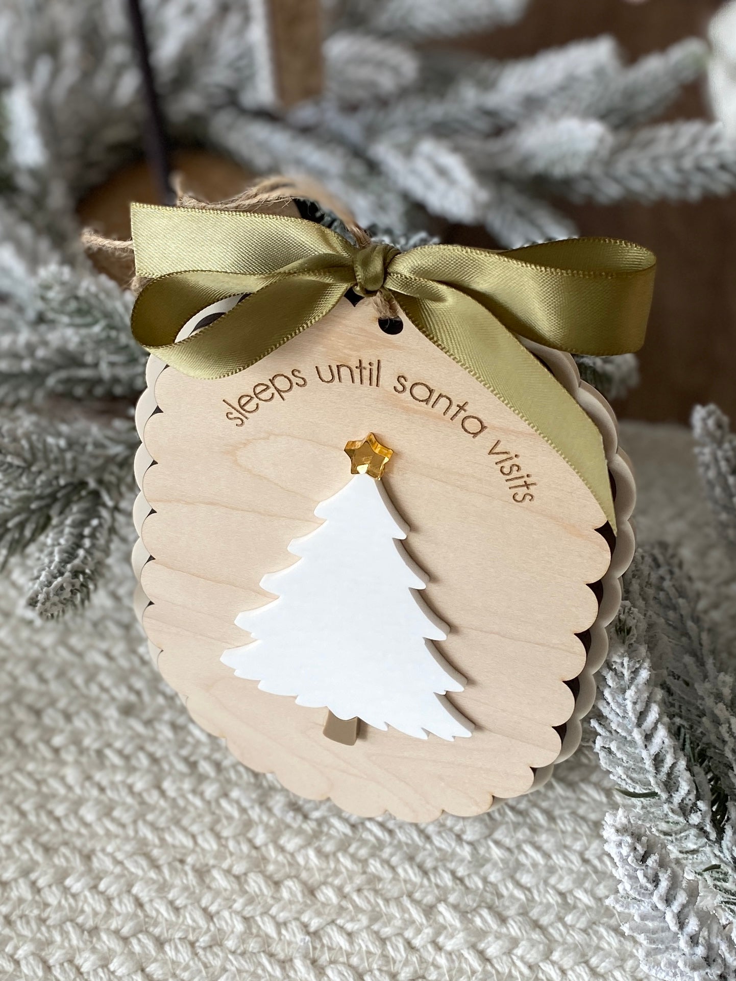 This Many Sleeps ‘Til Santa Visits – Countdown Ornament