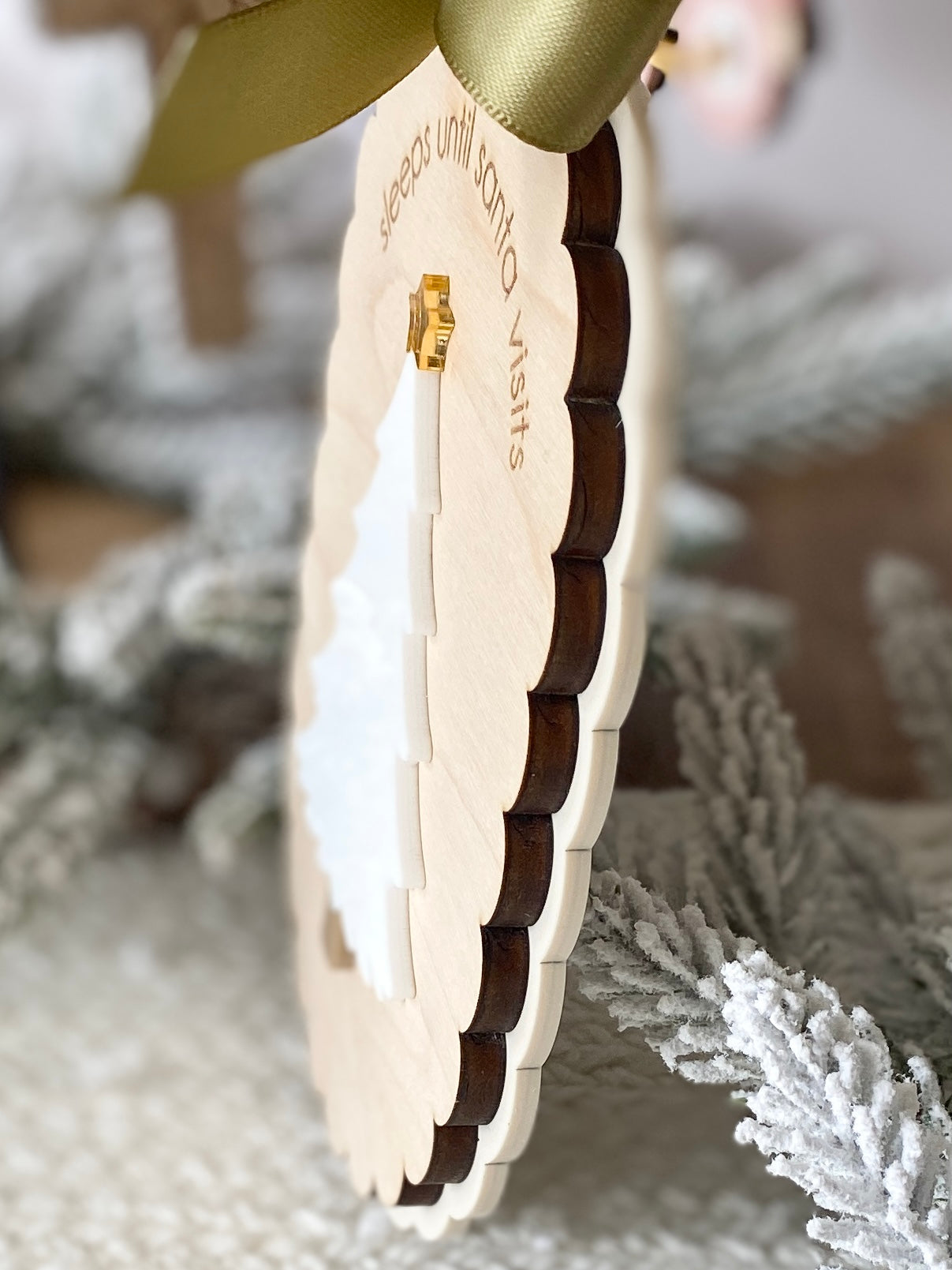 This Many Sleeps ‘Til Santa Visits – Countdown Ornament