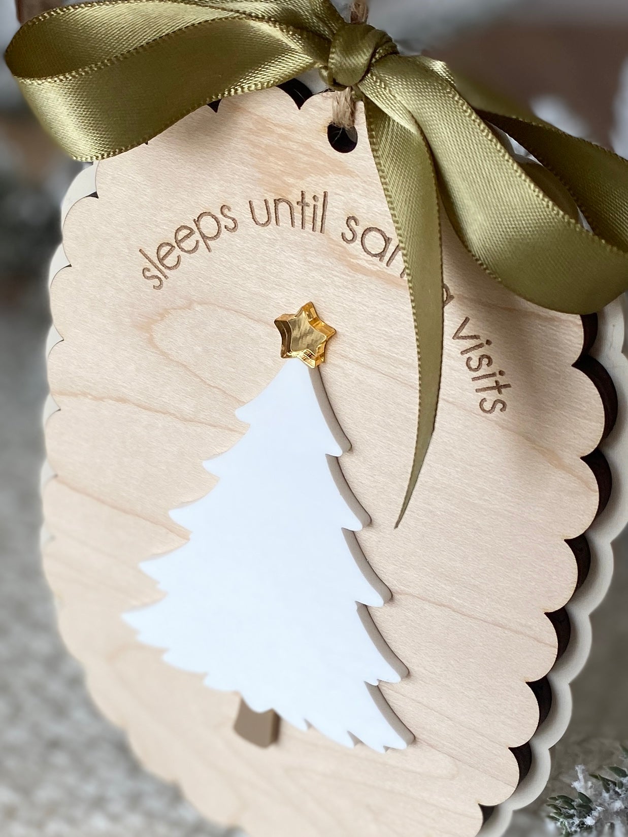 This Many Sleeps ‘Til Santa Visits – Countdown Ornament