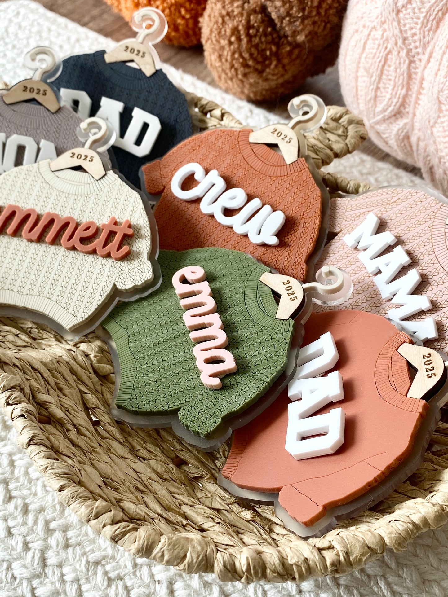 Cozy Threads – Personalized Sweater Ornament/Tag