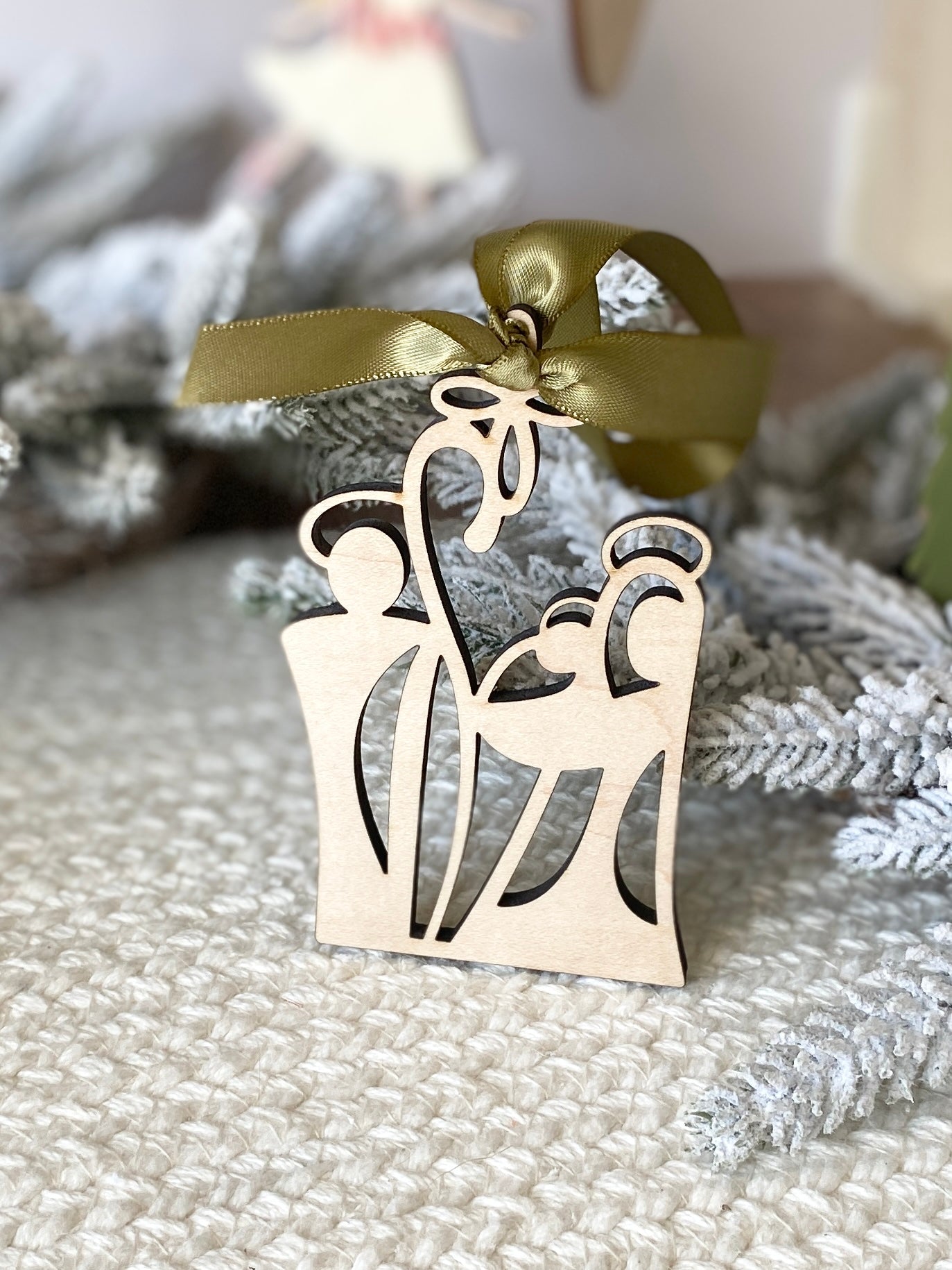 Holy Family – Wooden Nativity Ornament