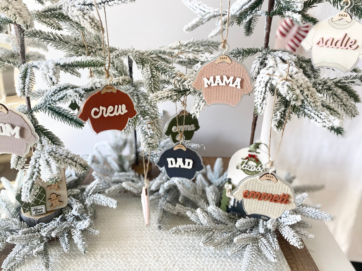 Cozy Threads – Personalized Sweater Ornament/Tag